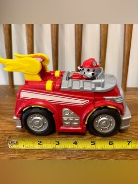 PAW Patrol Marshall Mighty Pups Super PAWs Transforming Fire Truck 2-in-1